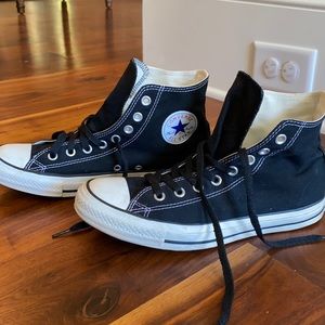 Black high top converse